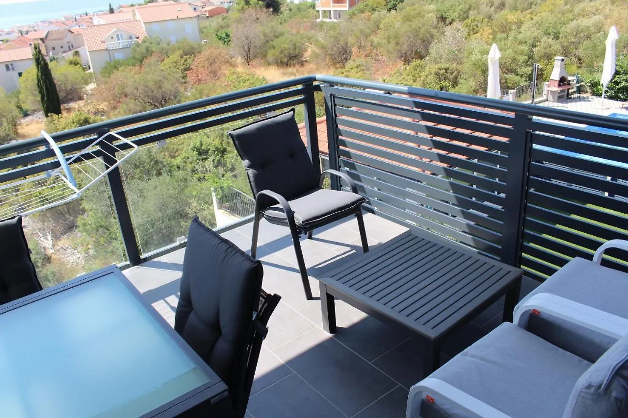 Apartment C-Views Trogir