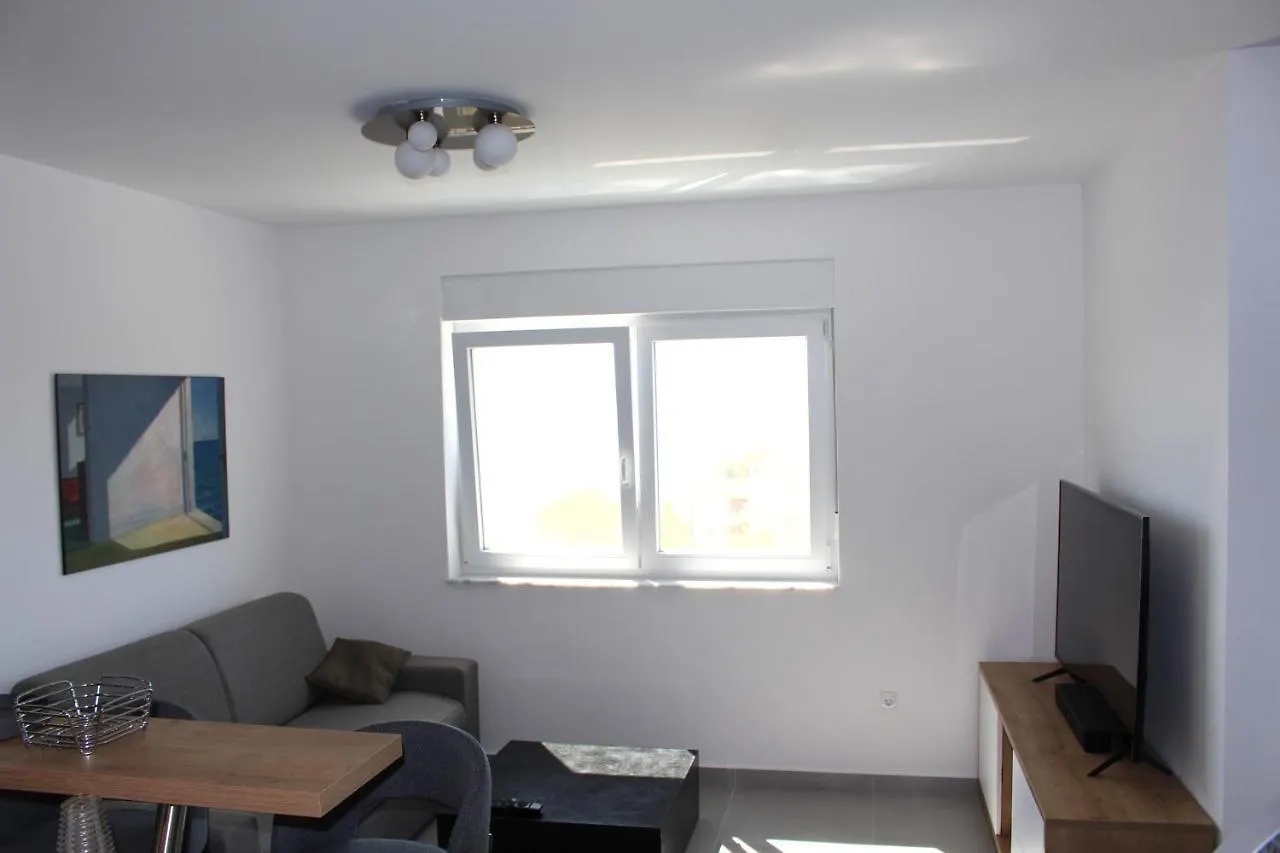 Apartment C-Views Trogir 0*,
